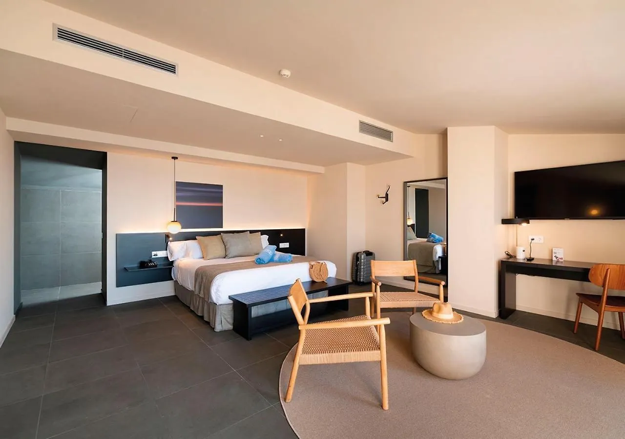 Aqua Hotel Promenade & Spa 4Sup Pineda de Mar 4*,  Spain
